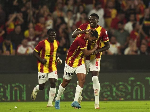 SON DAKİKA: Beşiktaş İzmir'de darmadağın! Göztepe, Siyah-Beyazlılar'ı 3-0 mağlup etti