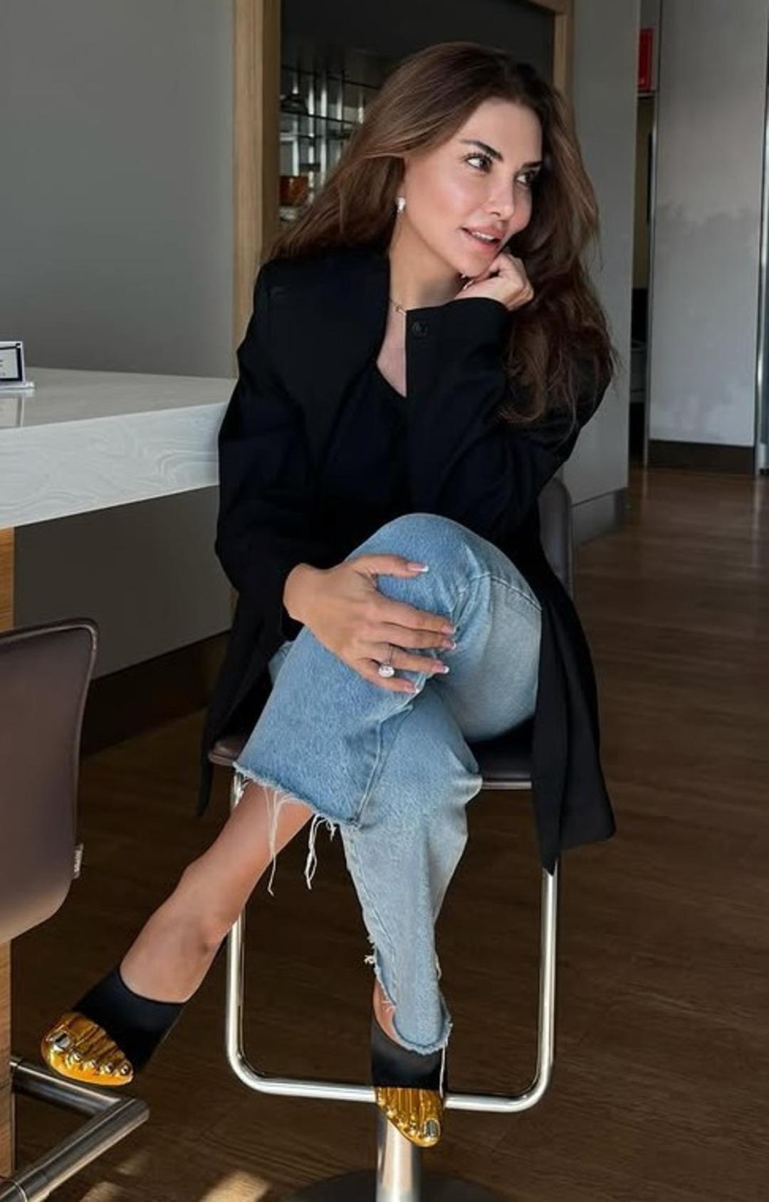 ebru 2