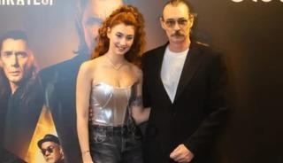 Kızı Derin galada ortaya çıktı! Herkes aynı yorumu yaptı 