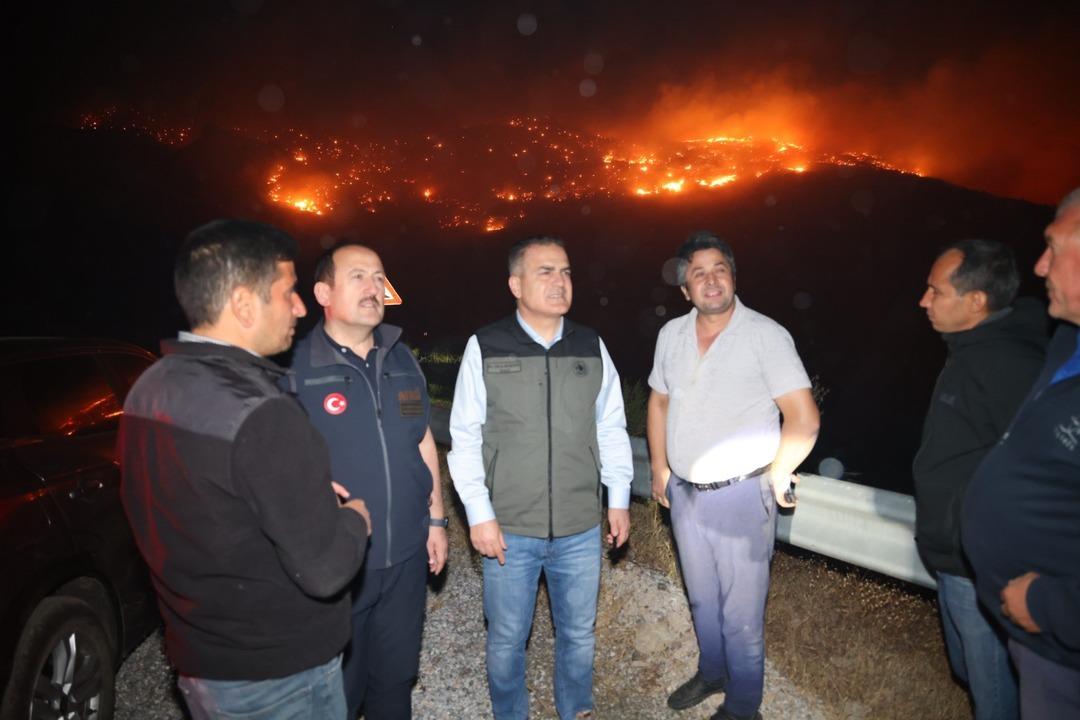 Muğla K&ouml;yceğiz de orman yangını 2. g&uuml;n&uuml;nde! 218 ev boşaltıldı... 1