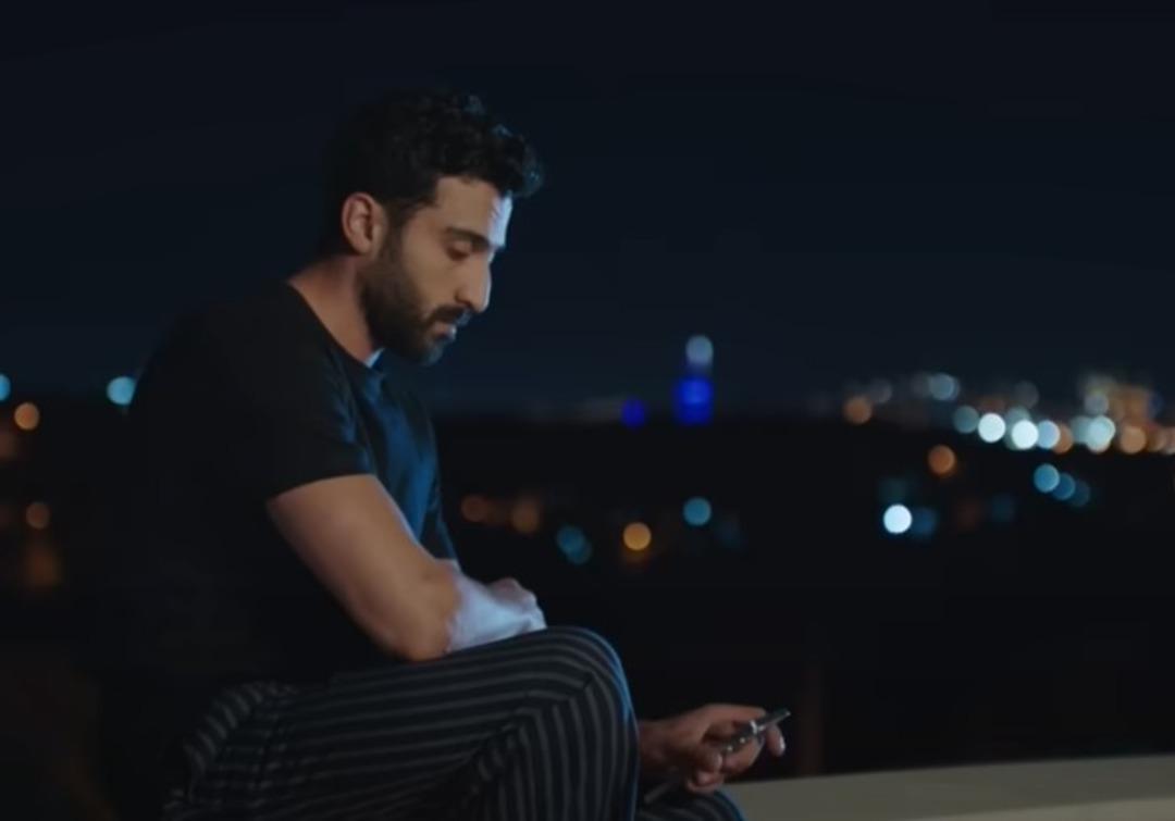 Kızılcık Şerbeti nde senaryo değişti! Firaz ın yasak aşkı Doğa değil Demet oldu! Sosyal medya yine karıştı 2