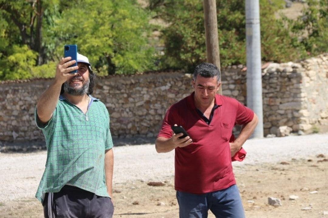 Mahalle halkı yıllardır çile çekiyor! Yaşamak istemiyorlar: "Bir an önce çözülsün" 1