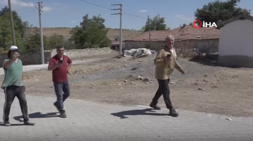 Mahalle halkı yıllardır çile çekiyor! Yaşamak istemiyorlar: "Bir an önce çözülsün"