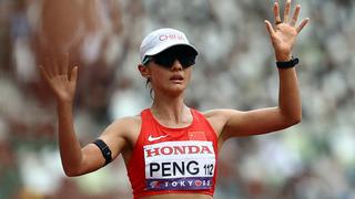 Göbek deliğini gören bir daha baktı! Çinli atlet Li Peng herkesi şaşırttı: Nedeni sağlık değil binlerce yıllık inanç!