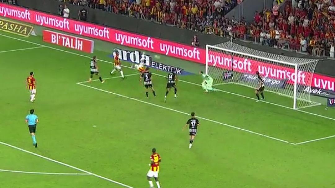 Maça 39 saniyede damga vurdu! 19 luk golcünün rövaşatası Göztepe Beşiktaş maçının önüne geçti 2
