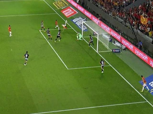 Maça 39 saniyede damga vurdu! 19'luk golcünün rövaşatası Göztepe Beşiktaş maçının önüne geçti