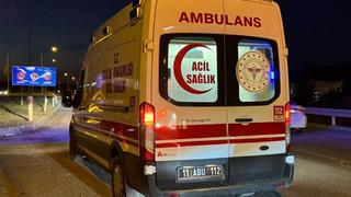 Bilecik'te tırla otomobil çarpıştı: 4 yaralı