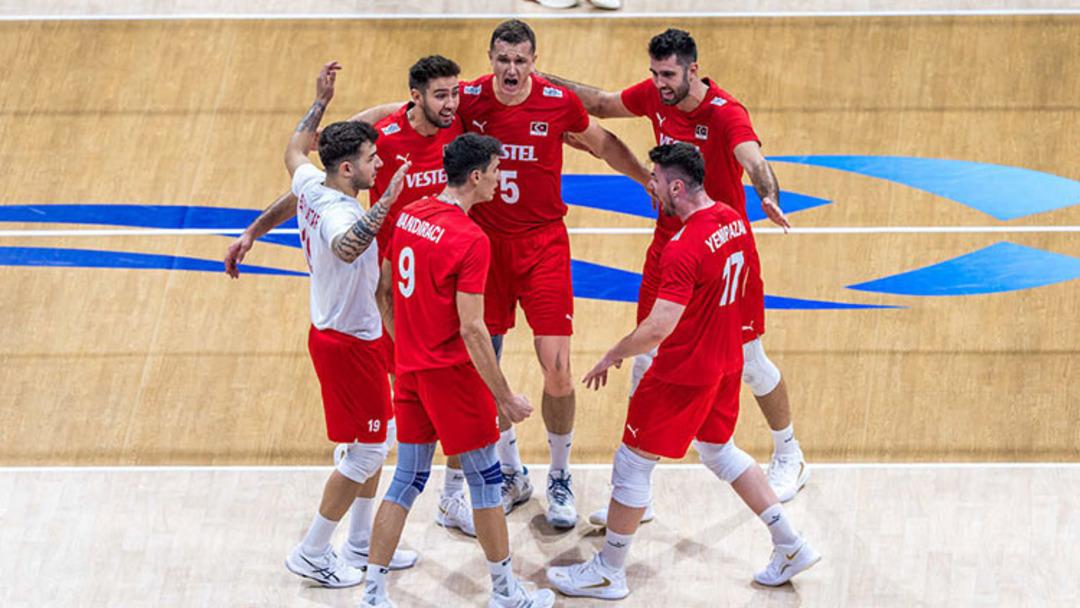 SON DAKİKA: Filenin Efeleri tarih yazmaya devam ediyor! Hollanda yı da devirdik, &ccedil;eyrek finaldeyiz... 1