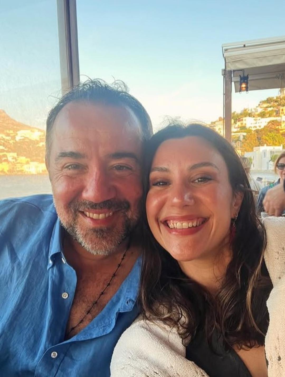 Ata Demirer aşkını ilan etti! Sevgilisinin doğum gününü böyle kutladı 1