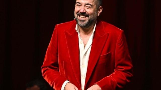 Ata Demirer aşkını ilan etti! Sevgilisinin doğum gününü böyle kutladı