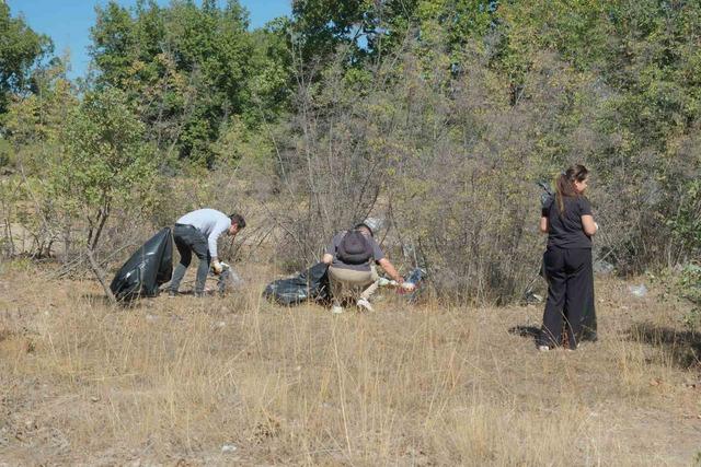 Kırklareli nde öğrenciler çevre temizliği yaptı 3