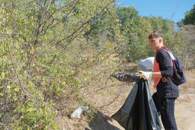 Kırklareli nde öğrenciler çevre temizliği yaptı 1