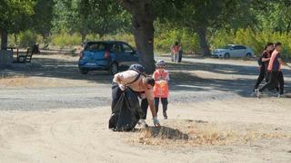 Kırklareli'nde öğrenciler çevre temizliği yaptı