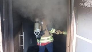 Hatay'da müstakil evde yangın çıktı