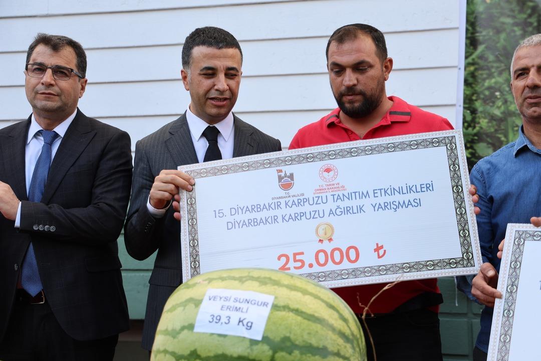 "15. Diyarbakır Karpuzu Tanıtım Etkinlikleri" düzenlendi: En büyük karpuzlar seçildi 7