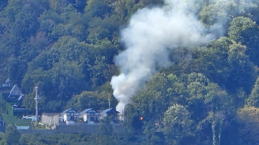 Sapanca'da bungalov tesisi yangını kontrol altına alındı