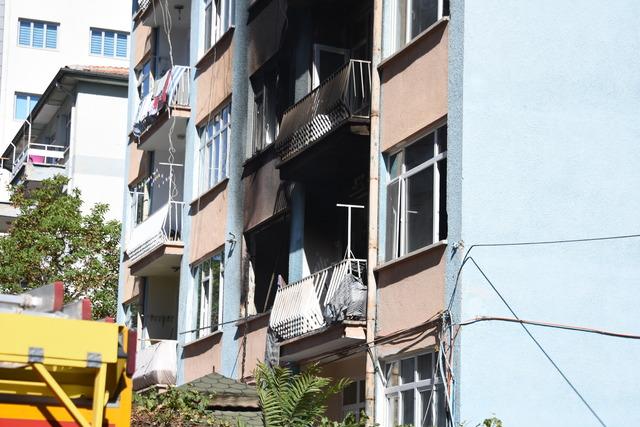 Konya da yangında 13 kişi dumandan etkilendi 3