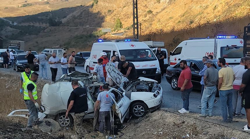 İsrail'in L&uuml;bnan'ın g&uuml;neyinde bir araca d&uuml;zenlediği saldırıda 1 kişi &ouml;ld&uuml;