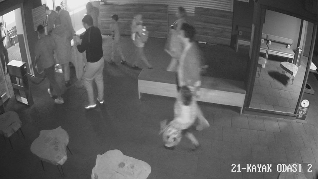 78 kişinin öldüğü otel yangını faciasının yeni görüntüleri ortaya çıktı! Panik anları kamerada 2