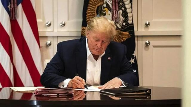 Beyaz Saray'dan H-1B çalışma vizesi açıklaması: 100 bin dolara çıkarılması mevcut vize sahiplerini etkilemeyecek