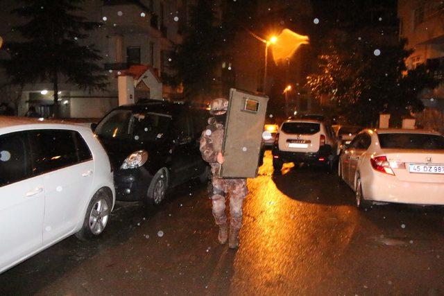  İstanbul'da 3 ilçede uyuşturucu operasyonu: 40 gözaltı