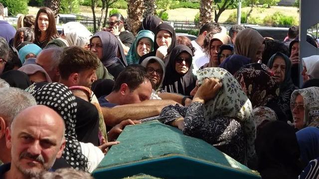 Eşi ve çocuğunu kaza süsü vererek öldürdü! Türkiye nin konuştuğu kan donduran cinayetin ardından yasak aşk çıktı 5