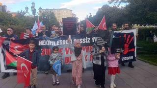 Erzurum'da sağlık çalışanları Gazze için yürüdü