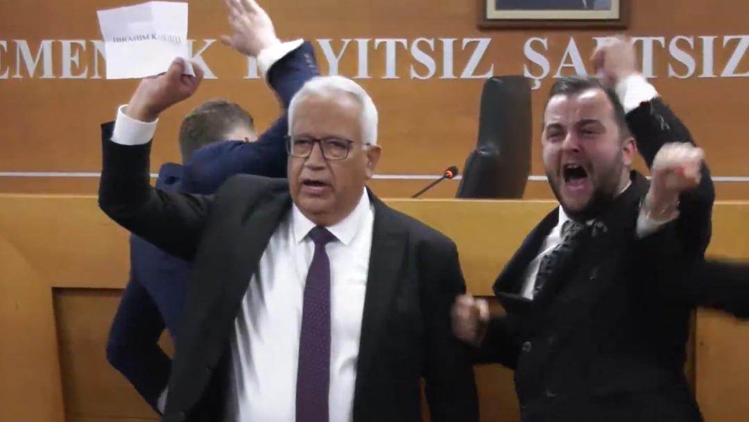 Bayrampaşa nın kaderini kura belirledi, belediye CHP de kaldı! Büyük sevinç yaşandı: "Allah var, Allah" 3