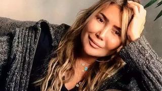 62 yaşındaki Yonca Evcimik'ten bikinili pozlar... 