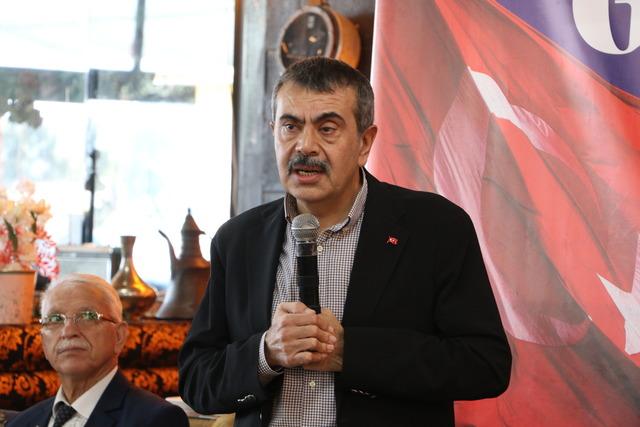 Milli Eğitim Bakanı Yusuf Tekin den Terörsüz Türkiye vurgusu 1
