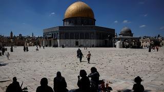 İsrailliler, Mescid-i Aksa'ya baskın düzenledi! Kirk için ayin yaptılar