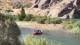 Yer: Elazığ! Beyhan Barajı’nda kapaklar açıldı: 4 kişi mahsur kaldı