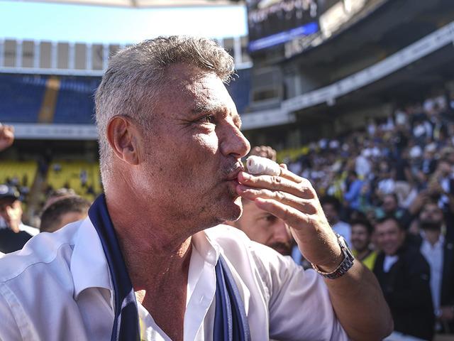 Sandıklar kapandıktan sonra Sadettin Saran'dan dikkat çeken hamle! Faaliyetlerine ara verdi