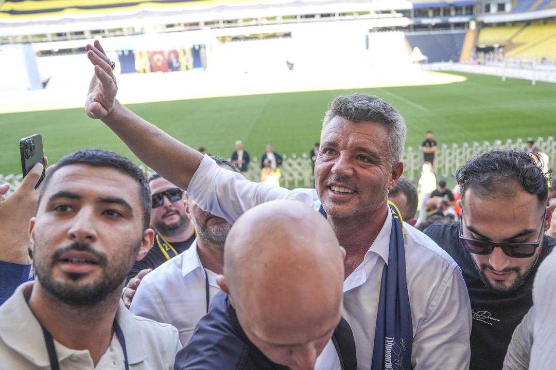 Sandıklar kapandıktan sonra Sadettin Saran dan dikkat çeken hamle! Faaliyetlerine ara verdi 1