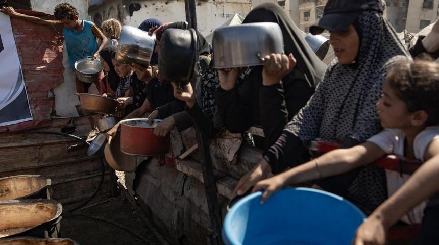 Gazze’de son 24 saatte 5 kişi daha yetersiz beslenme sonucu hayatını kaybetti