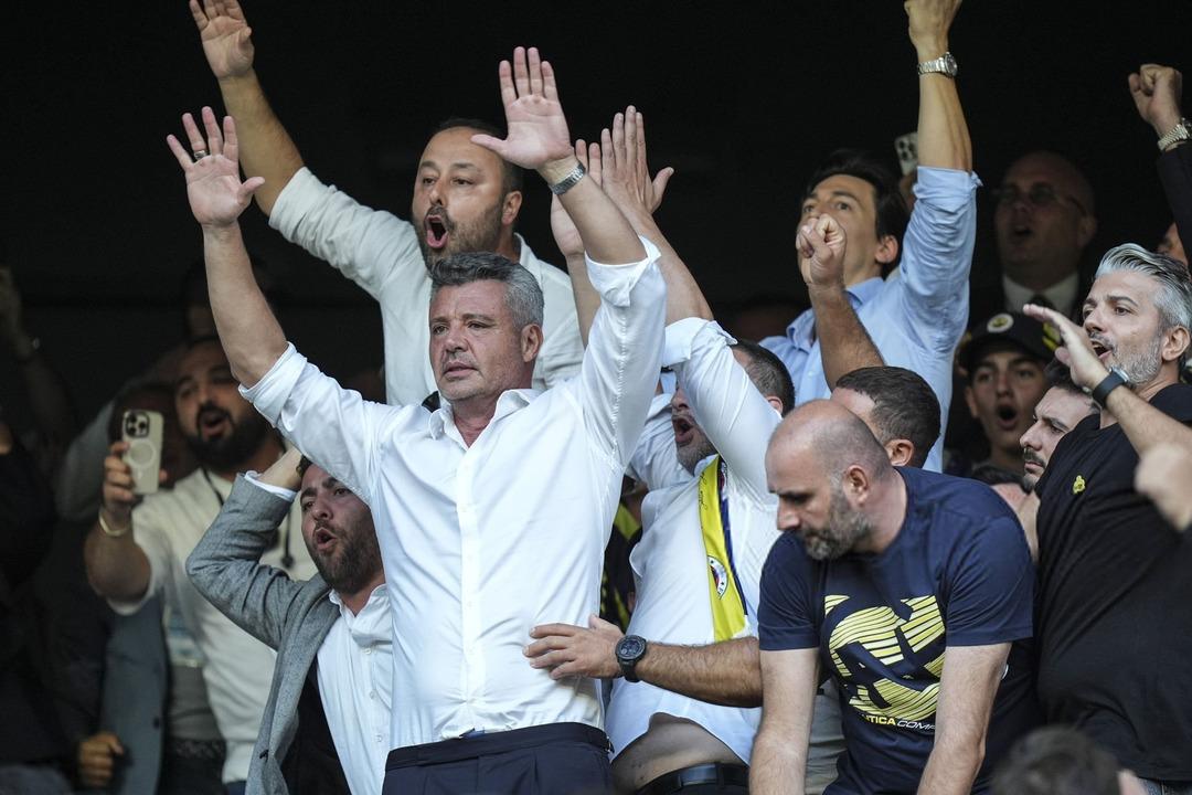 Fenerbahçe nin yeni başkanı Sadettin Saran dan ilk sözler! "Şampiyon olana kadar kutlama yapmak yok" 1