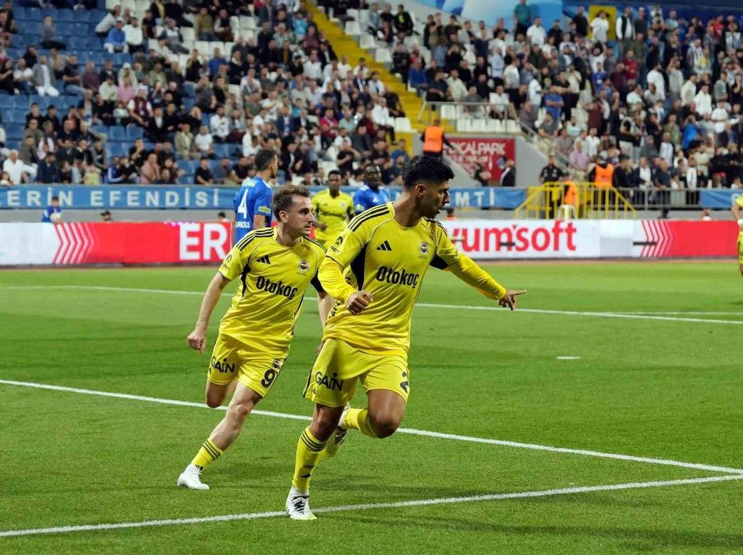 Fenerbahçe den Kasımpaşa deplasmanında kritik puan kaybı! Sarı-lacivertliler 10 kişi kalan rakibine diş geçiremedi 1