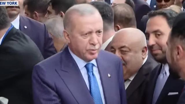 Cumhurbaşkanı Recep Tayyip Erdoğan, BM'de konuşma üzere ABD'de: Türkevi'ni ziyaret etti