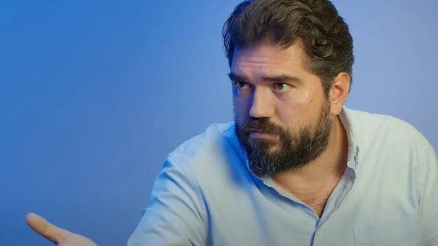 Nagehan Alçı'dan tek celsede boşanmıştı! Rasim Ozan Kütahyalı sessiz sedasız evlendi! Eşi bakın kim çıktı