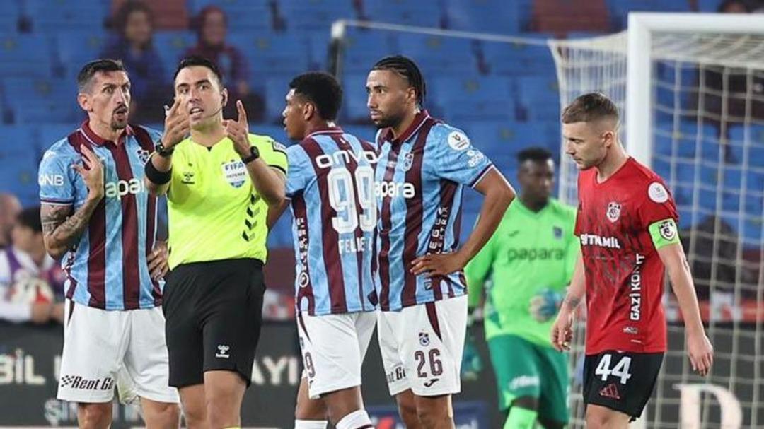 Türk futbolunda deprem etkisi yaratacak haber geldi! MHK Başkanı Ferhat Gündoğdu ve Hakem Arda Kardeşler ile ilgili inanılmaz iddialar... 2