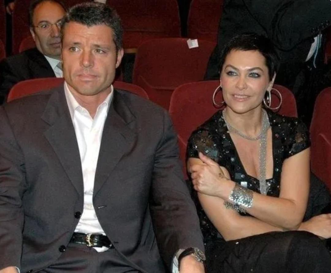 HÜLYA AVŞAR