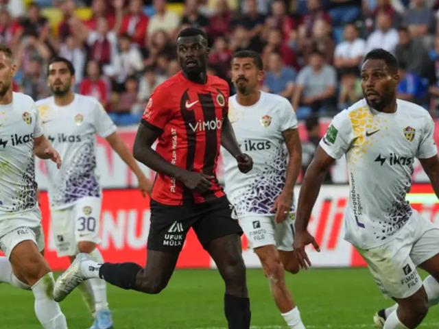 Gençlerbirliği tek golle altın buldu!