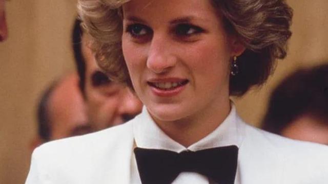 Moda değil bir duruş: Diana Neden Hep Kısa Saçlıydı?