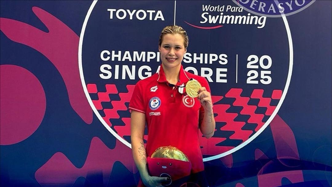 Defne Kurt tan Tarihi Başarı! Dünya Şampiyonası nda Altın Madalya ve Şampiyona Rekoru 1