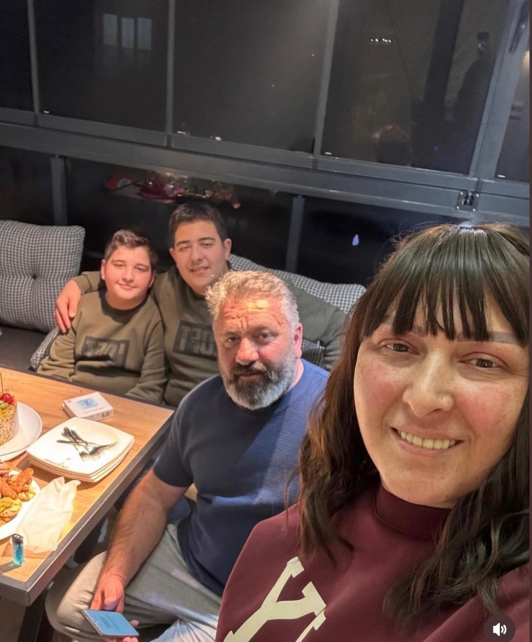 İki çocuk annesi Şebnem kanseri yendikten sonra vosvos konvoyu ile kutladı: "Kanseri yendim hayat kazandı" 9