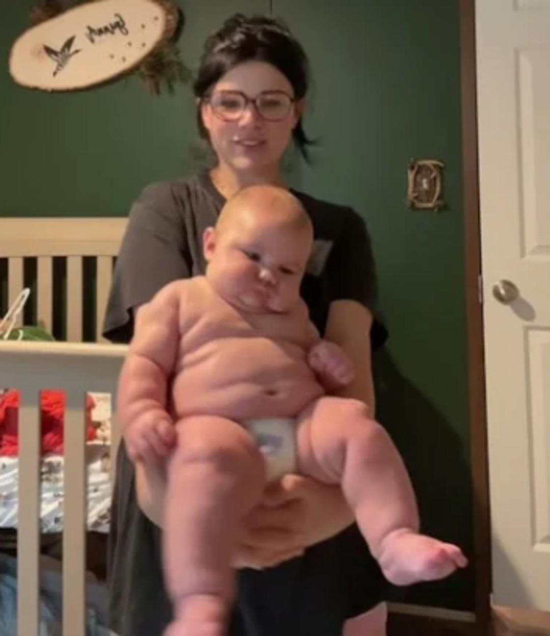 TikTok un yeni akımı: “Büyük Bebek” trendi! Obezite ve metabolik hastalıklara sebep oluyor 2