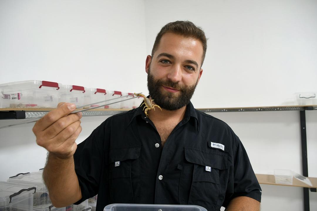 5 tane ile yola çıktı 4 ayda 4 bin tane elde etti! Fiyatı altın ile yarışıyor, köyünden dünyaya açılacak 3
