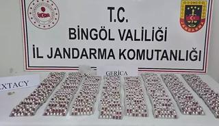 Bingöl'de düzenlenen operasyonlarda 109 kilogram esrar ele geçirildi