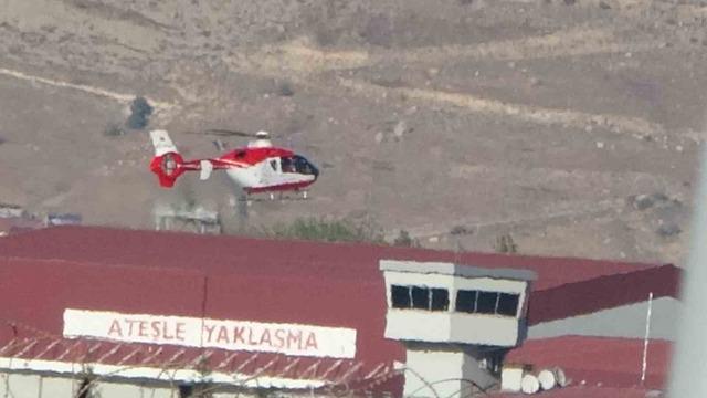 Asfiksi hastası yenidoğan bebek ambulans helikopterle Van’a getirildi