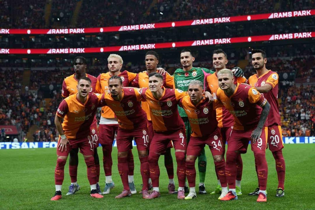 Galatasaray, Süper Lig de galibiyetlerine devam ediyor! İnanılması zor istatistik... 4